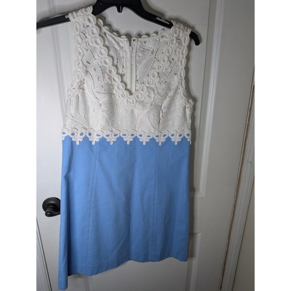 Lilly Pulitzer White Lace Blue Pique Sleeveless Scalloped Shift Dress V-Neck